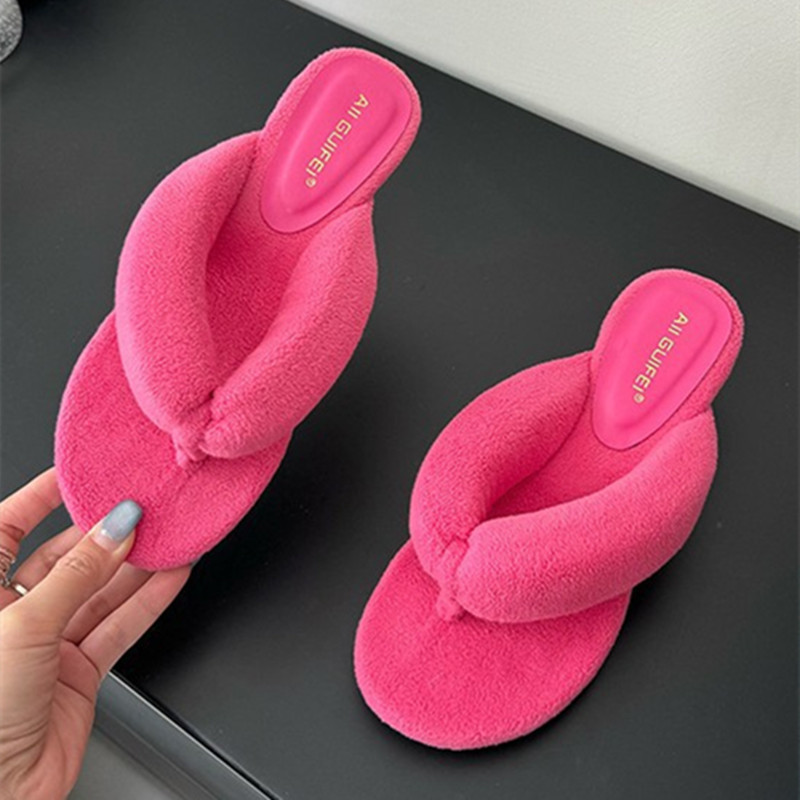 Summer Clothing Korea - Komfortowe Miękkie Klapki na Koturnie Damskie