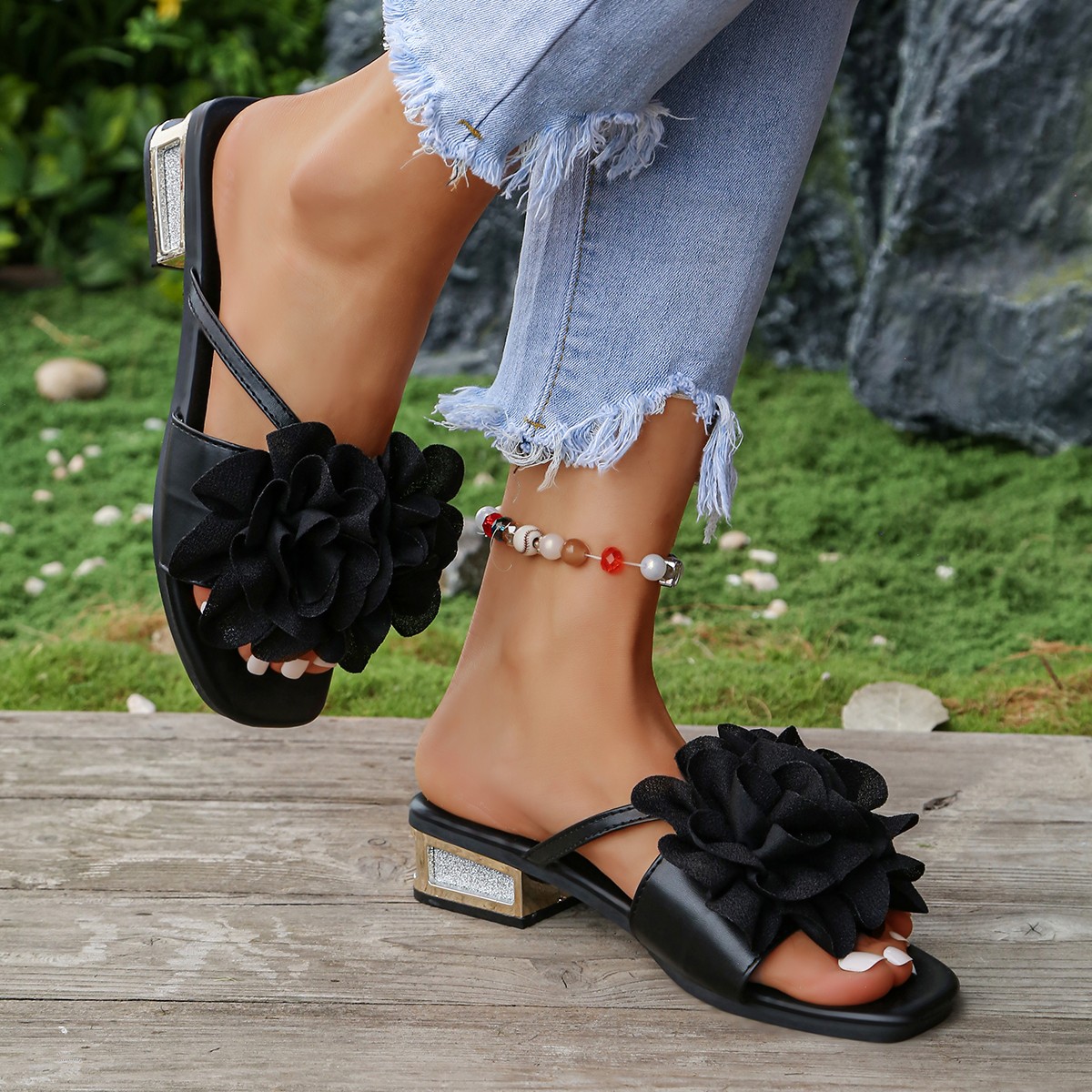 Klapki zdobione czerwonymi kwi – Summer Clothing Korea recenzja i cena